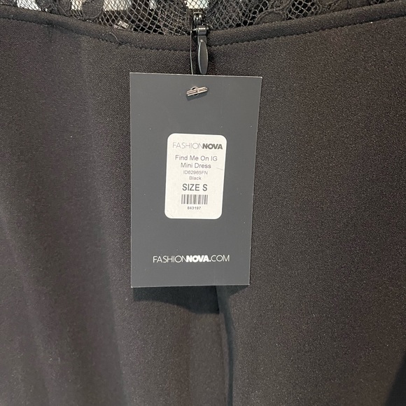 Little black lace detail dress - Picture 8 of 13